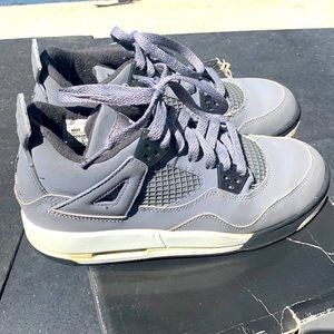 Kids Jordan 4